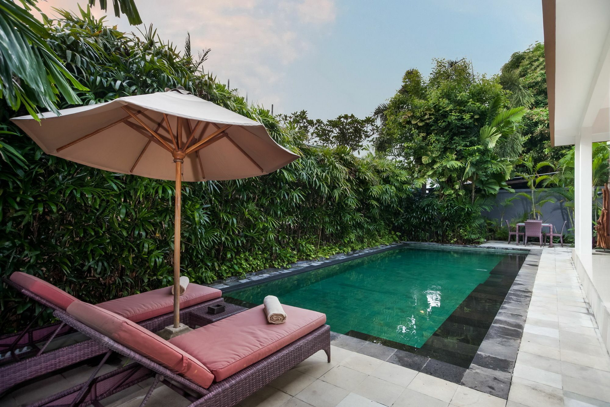 Plawa No. 52 * Seminyak (Bali)